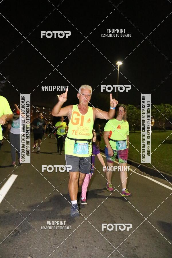 Buy your photos of the eventNight Run 2019 - Pop - Rio de Janeiro on Fotop