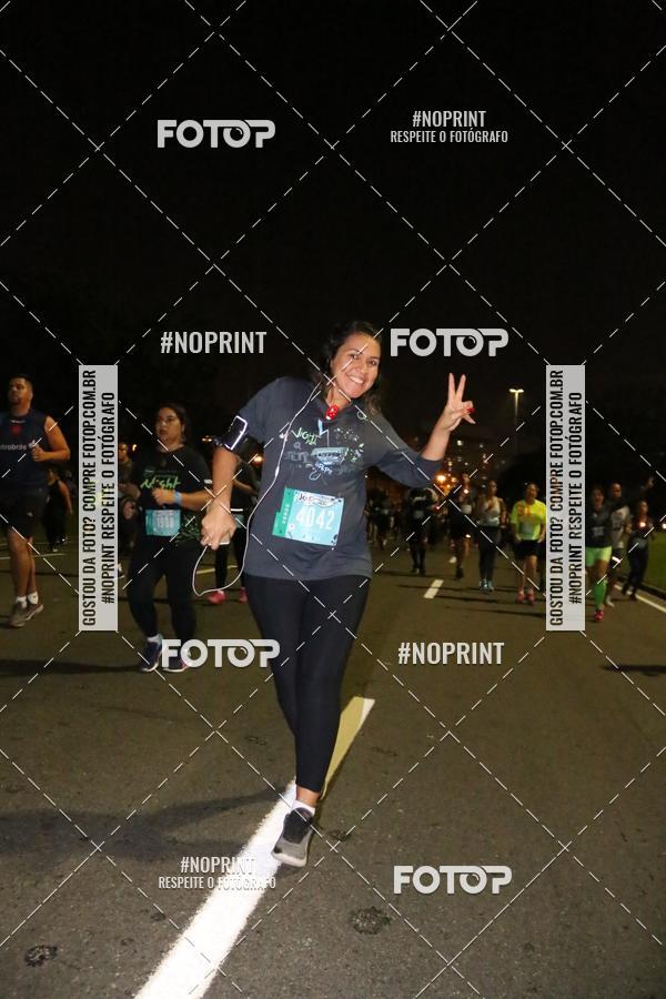 Buy your photos of the eventNight Run 2019 - Pop - Rio de Janeiro on Fotop