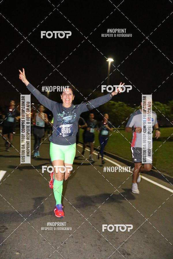Buy your photos of the eventNight Run 2019 - Pop - Rio de Janeiro on Fotop