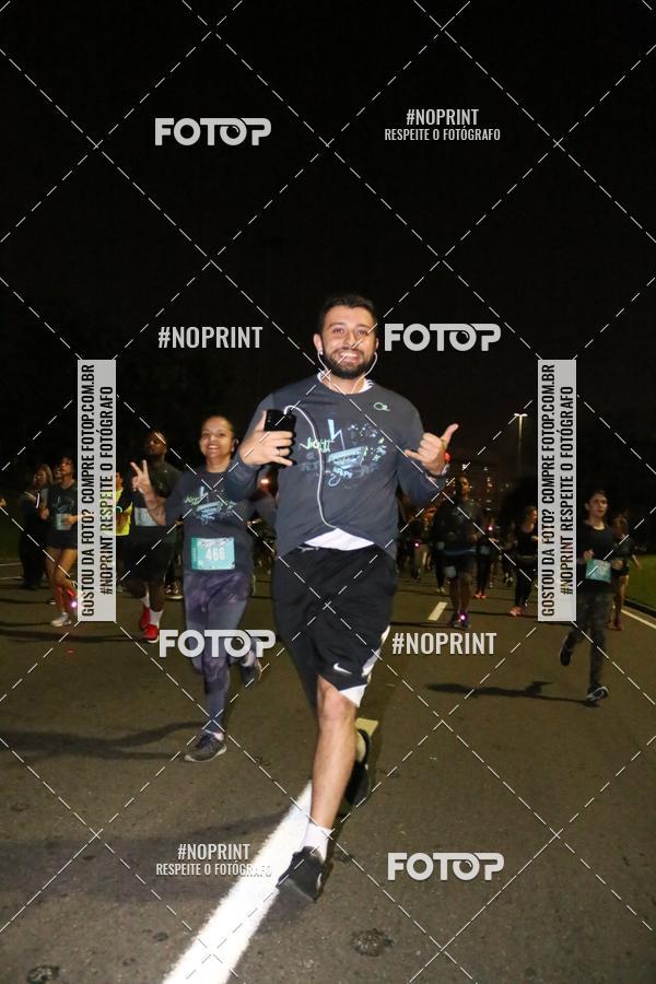 Buy your photos of the eventNight Run 2019 - Pop - Rio de Janeiro on Fotop