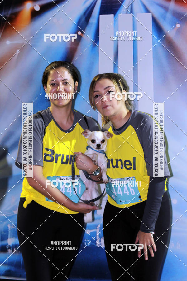 Buy your photos of the eventNight Run 2019 - Pop - Rio de Janeiro on Fotop