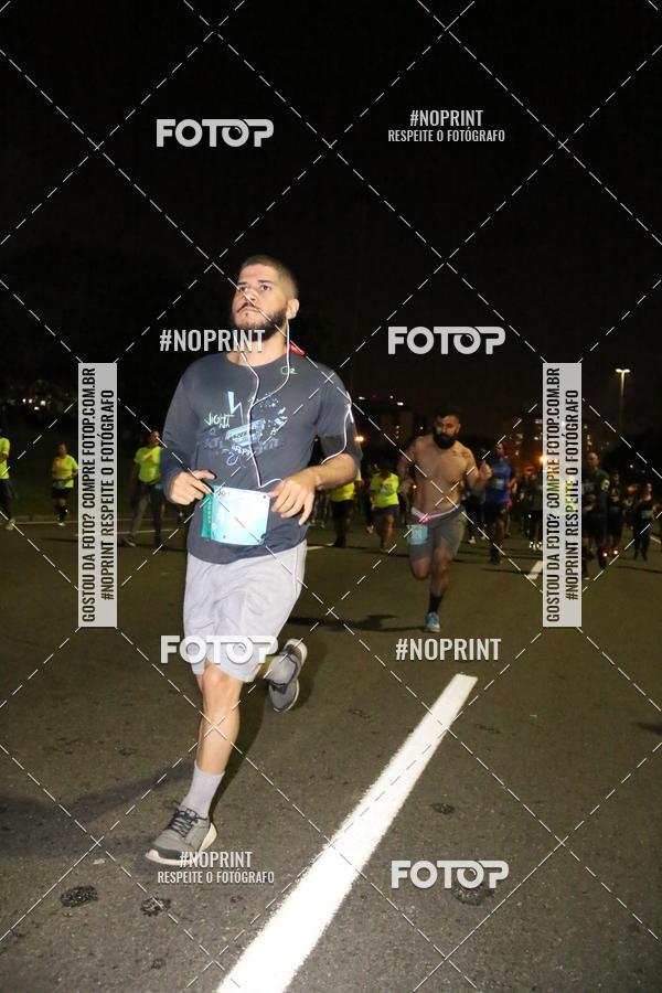 Buy your photos of the eventNight Run 2019 - Pop - Rio de Janeiro on Fotop