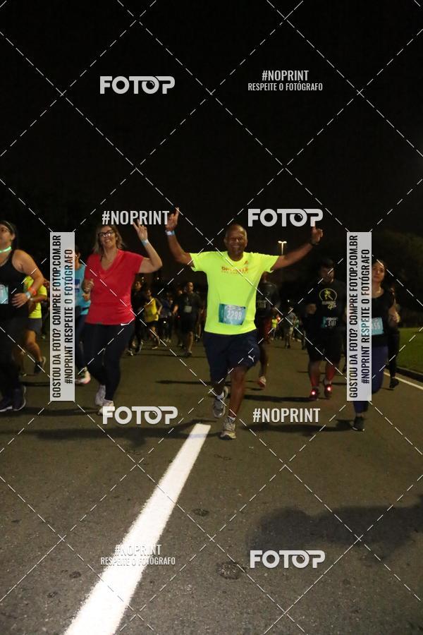 Buy your photos of the eventNight Run 2019 - Pop - Rio de Janeiro on Fotop