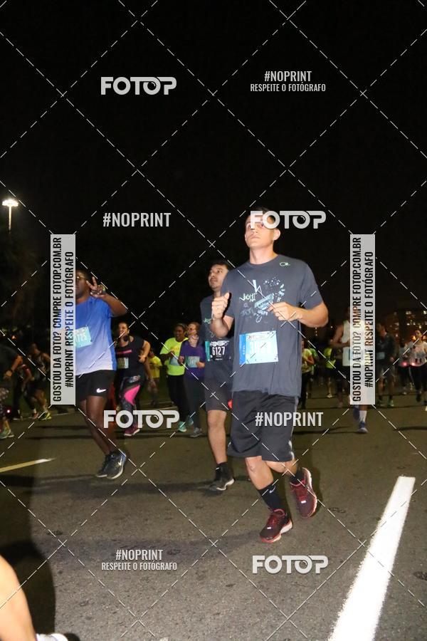 Buy your photos of the eventNight Run 2019 - Pop - Rio de Janeiro on Fotop