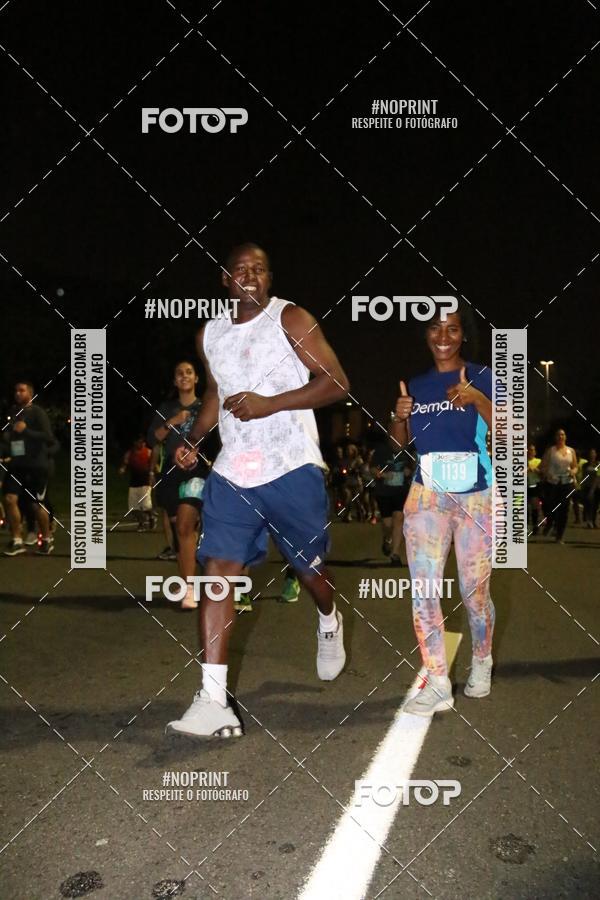Buy your photos of the eventNight Run 2019 - Pop - Rio de Janeiro on Fotop