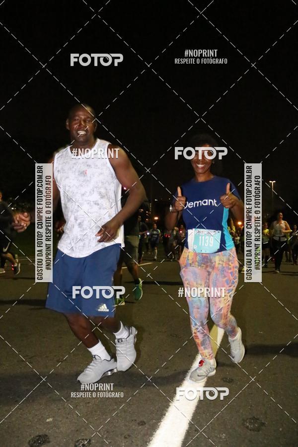 Buy your photos of the eventNight Run 2019 - Pop - Rio de Janeiro on Fotop