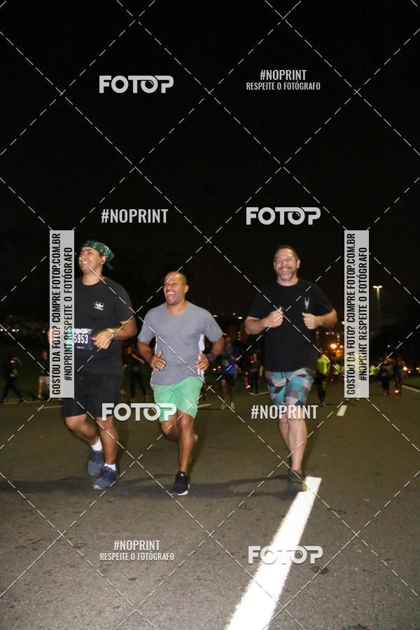 Buy your photos of the eventNight Run 2019 - Pop - Rio de Janeiro on Fotop