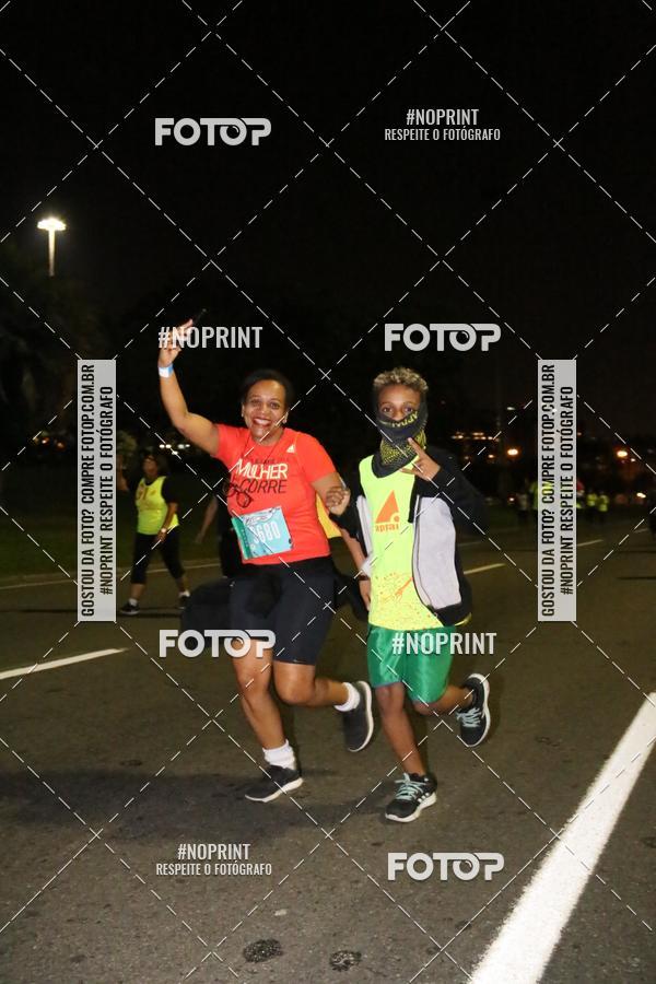 Buy your photos of the eventNight Run 2019 - Pop - Rio de Janeiro on Fotop