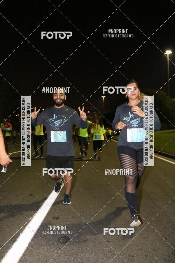 Buy your photos of the eventNight Run 2019 - Pop - Rio de Janeiro on Fotop