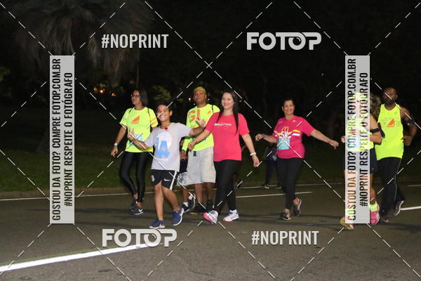 Buy your photos of the eventNight Run 2019 - Pop - Rio de Janeiro on Fotop