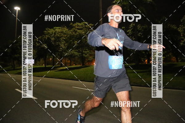 Buy your photos of the eventNight Run 2019 - Pop - Rio de Janeiro on Fotop