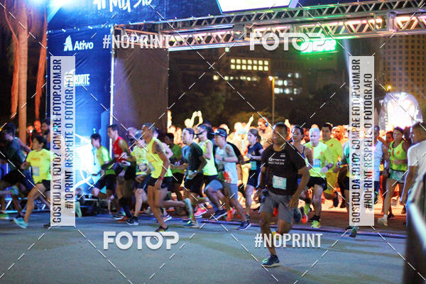Buy your photos of the eventNight Run 2019 - Pop - Rio de Janeiro on Fotop