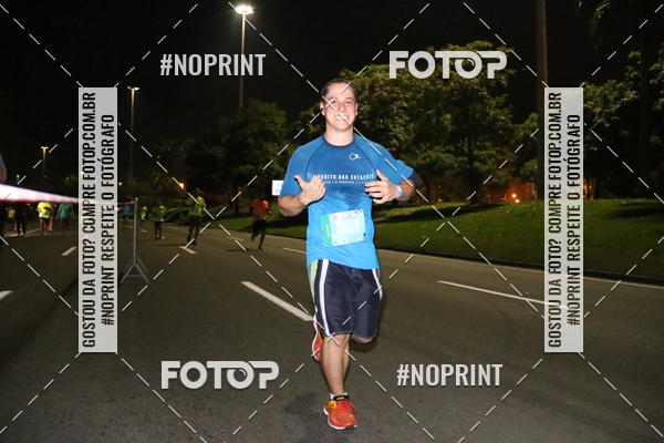 Buy your photos of the eventNight Run 2019 - Pop - Rio de Janeiro on Fotop