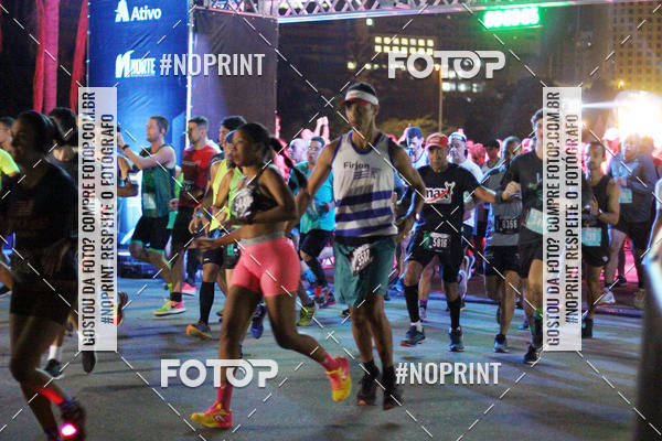 Buy your photos of the eventNight Run 2019 - Pop - Rio de Janeiro on Fotop