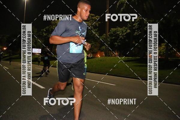 Buy your photos of the eventNight Run 2019 - Pop - Rio de Janeiro on Fotop