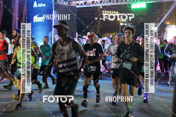 Buy your photos of the eventNight Run 2019 - Pop - Rio de Janeiro on Fotop
