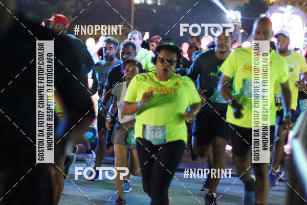 Buy your photos of the eventNight Run 2019 - Pop - Rio de Janeiro on Fotop