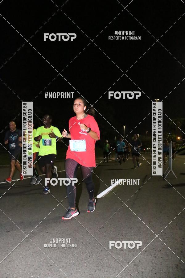 Buy your photos of the eventNight Run 2019 - Pop - Rio de Janeiro on Fotop