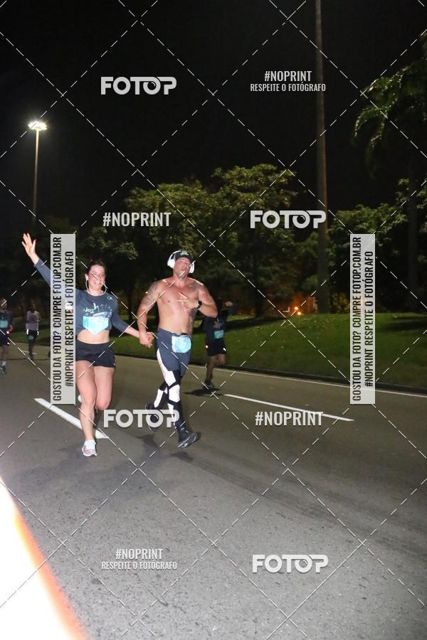 Buy your photos of the eventNight Run 2019 - Pop - Rio de Janeiro on Fotop