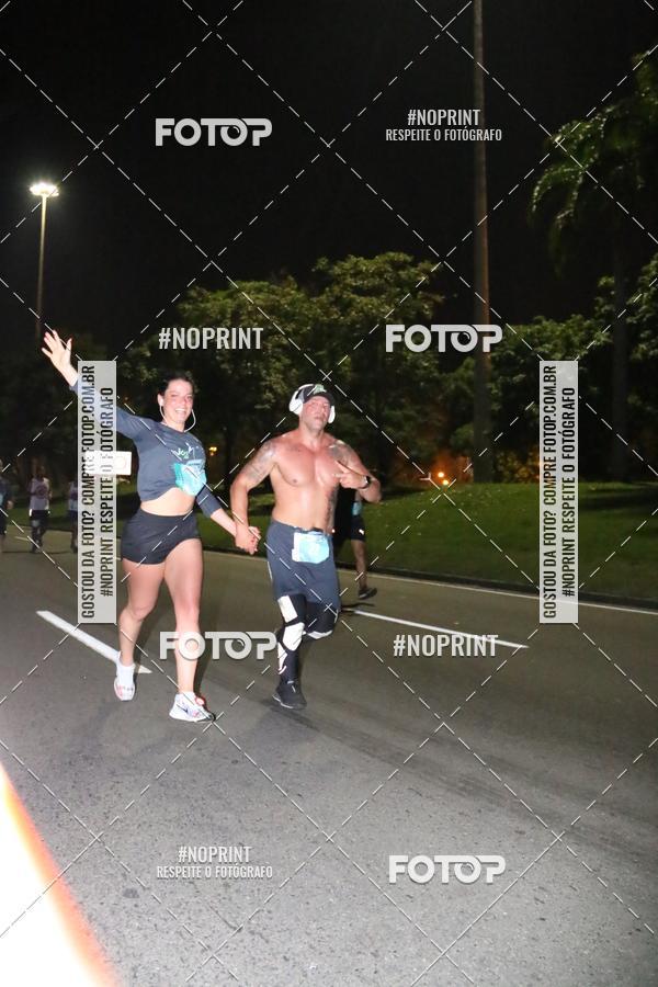 Buy your photos of the eventNight Run 2019 - Pop - Rio de Janeiro on Fotop