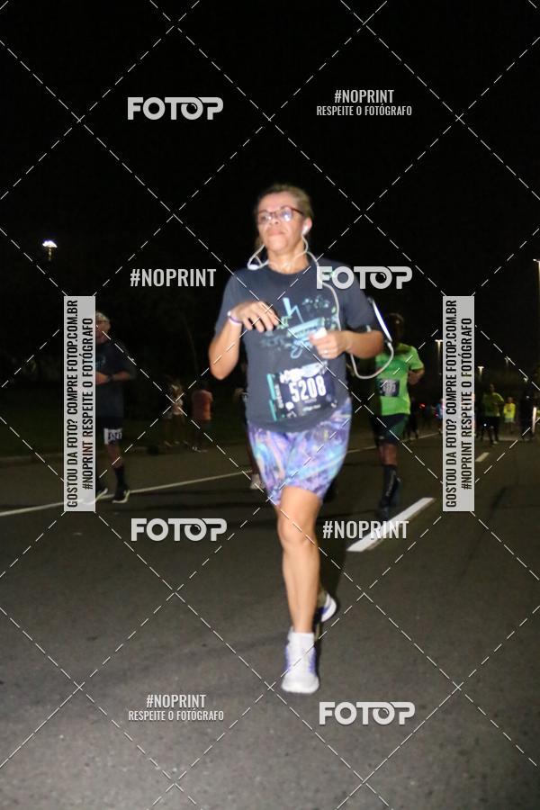 Buy your photos of the eventNight Run 2019 - Pop - Rio de Janeiro on Fotop