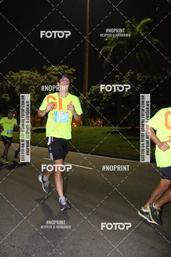 Buy your photos of the eventNight Run 2019 - Pop - Rio de Janeiro on Fotop