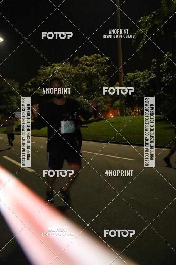 Buy your photos of the eventNight Run 2019 - Pop - Rio de Janeiro on Fotop