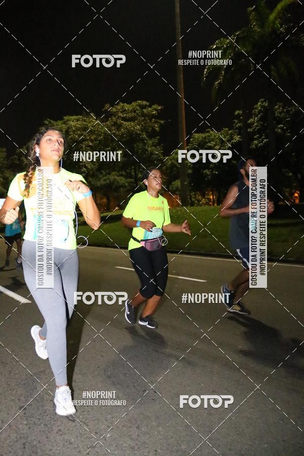 Buy your photos of the eventNight Run 2019 - Pop - Rio de Janeiro on Fotop