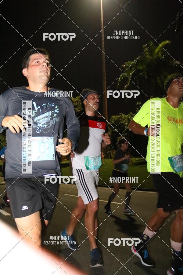 Buy your photos of the eventNight Run 2019 - Pop - Rio de Janeiro on Fotop