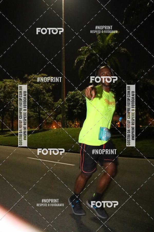 Buy your photos of the eventNight Run 2019 - Pop - Rio de Janeiro on Fotop