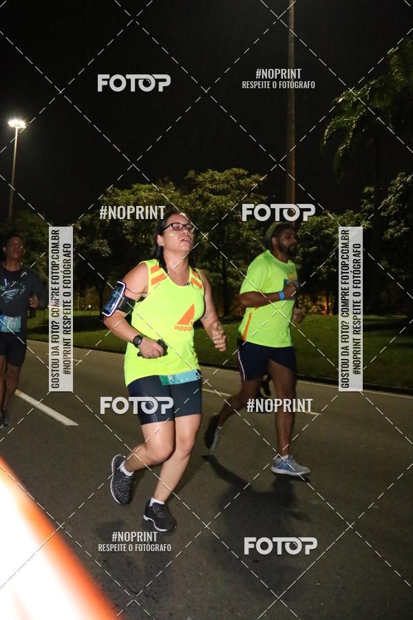 Buy your photos of the eventNight Run 2019 - Pop - Rio de Janeiro on Fotop