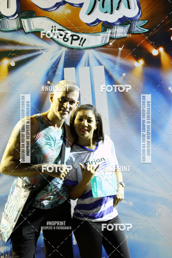 Buy your photos of the eventNight Run 2019 - Pop - Rio de Janeiro on Fotop