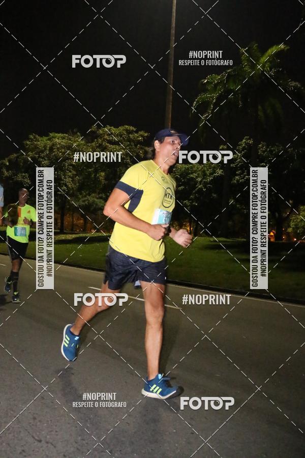 Buy your photos of the eventNight Run 2019 - Pop - Rio de Janeiro on Fotop
