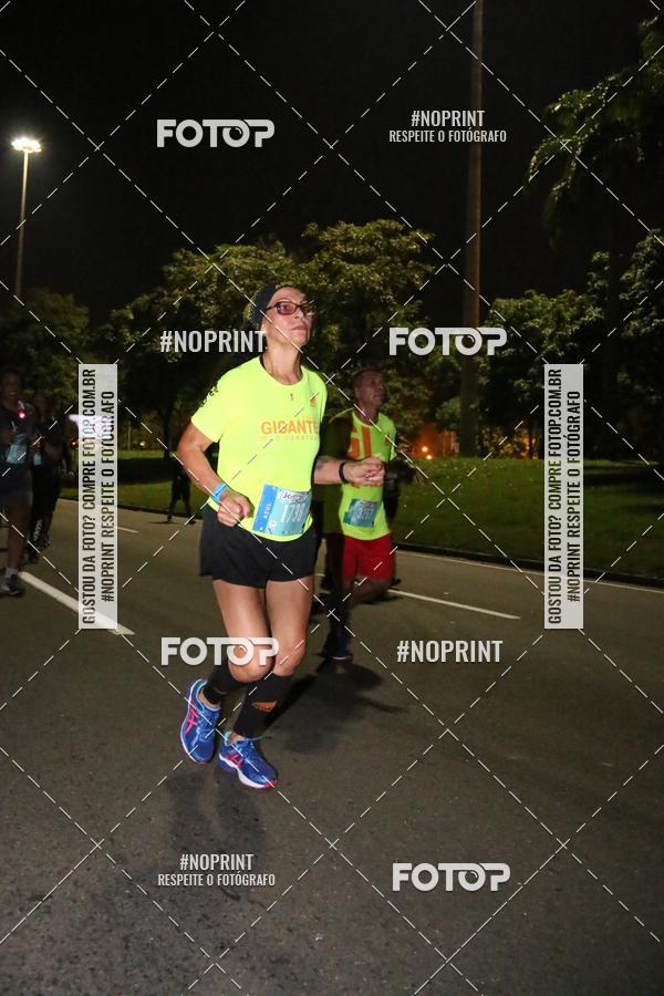 Buy your photos of the eventNight Run 2019 - Pop - Rio de Janeiro on Fotop
