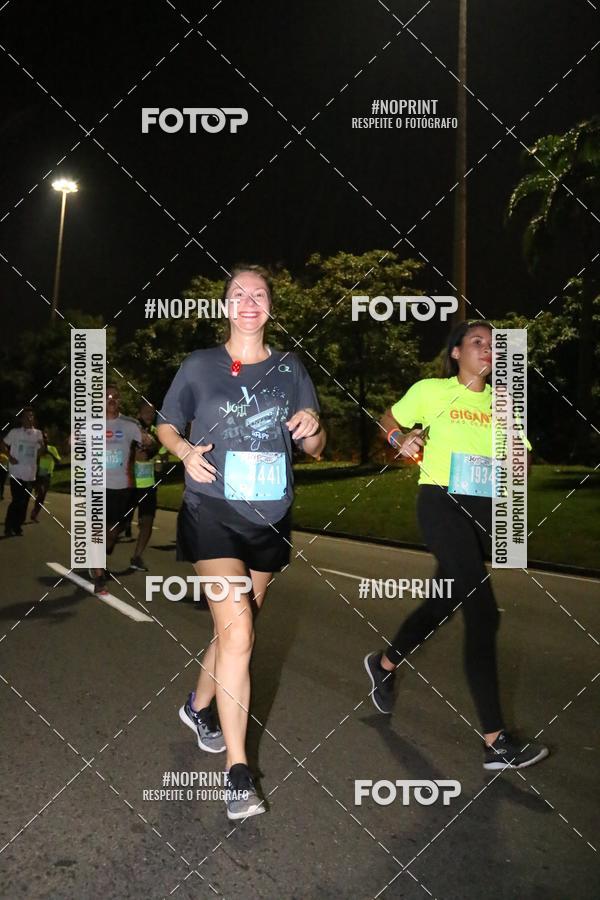 Buy your photos of the eventNight Run 2019 - Pop - Rio de Janeiro on Fotop