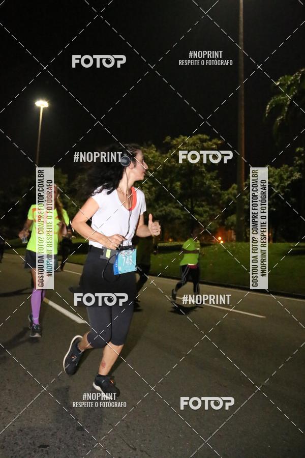 Buy your photos of the eventNight Run 2019 - Pop - Rio de Janeiro on Fotop
