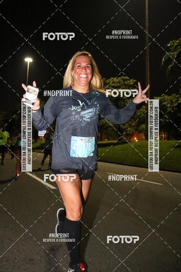 Buy your photos of the eventNight Run 2019 - Pop - Rio de Janeiro on Fotop