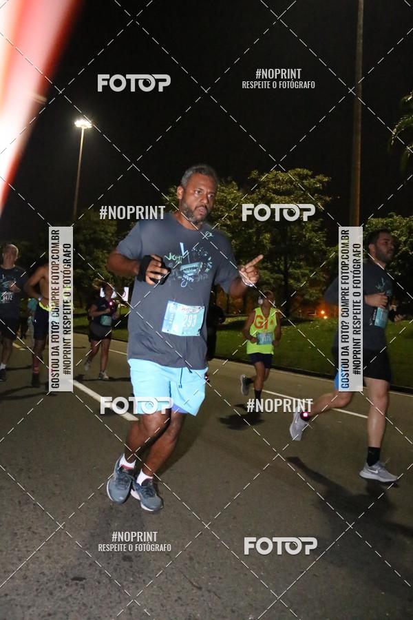 Buy your photos of the eventNight Run 2019 - Pop - Rio de Janeiro on Fotop