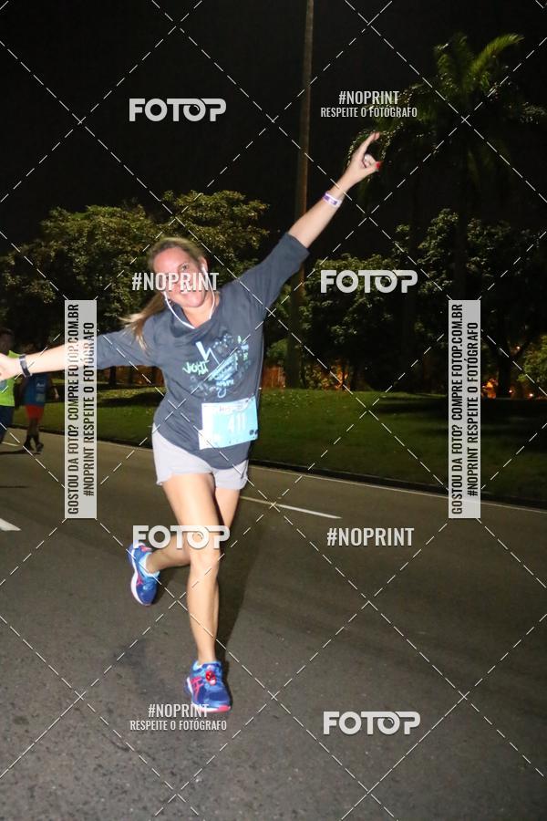 Buy your photos of the eventNight Run 2019 - Pop - Rio de Janeiro on Fotop