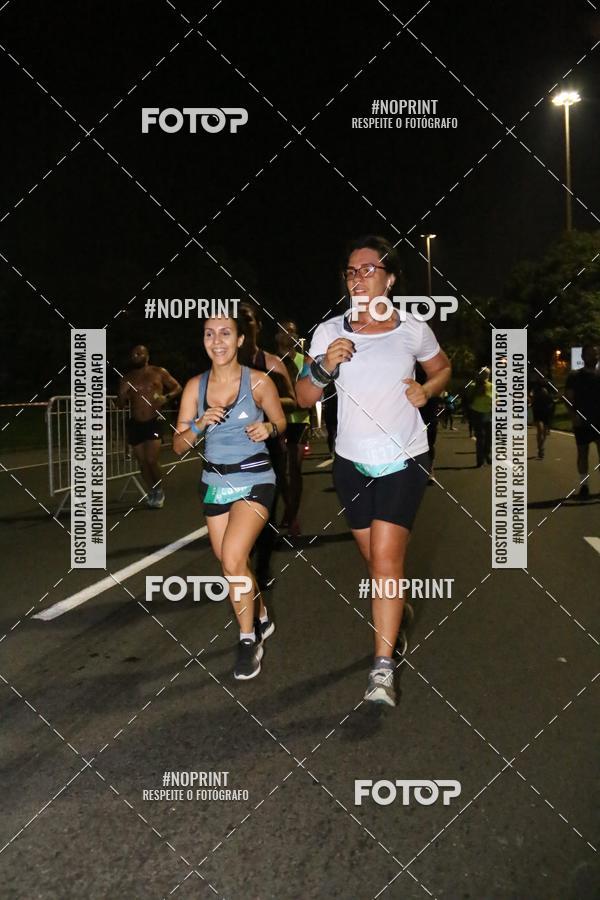 Buy your photos of the eventNight Run 2019 - Pop - Rio de Janeiro on Fotop