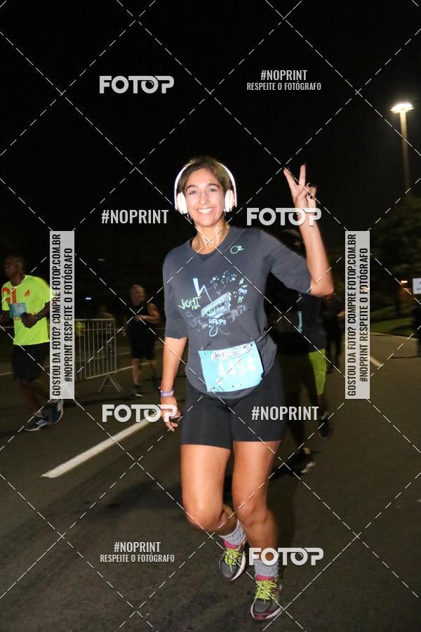 Buy your photos of the eventNight Run 2019 - Pop - Rio de Janeiro on Fotop