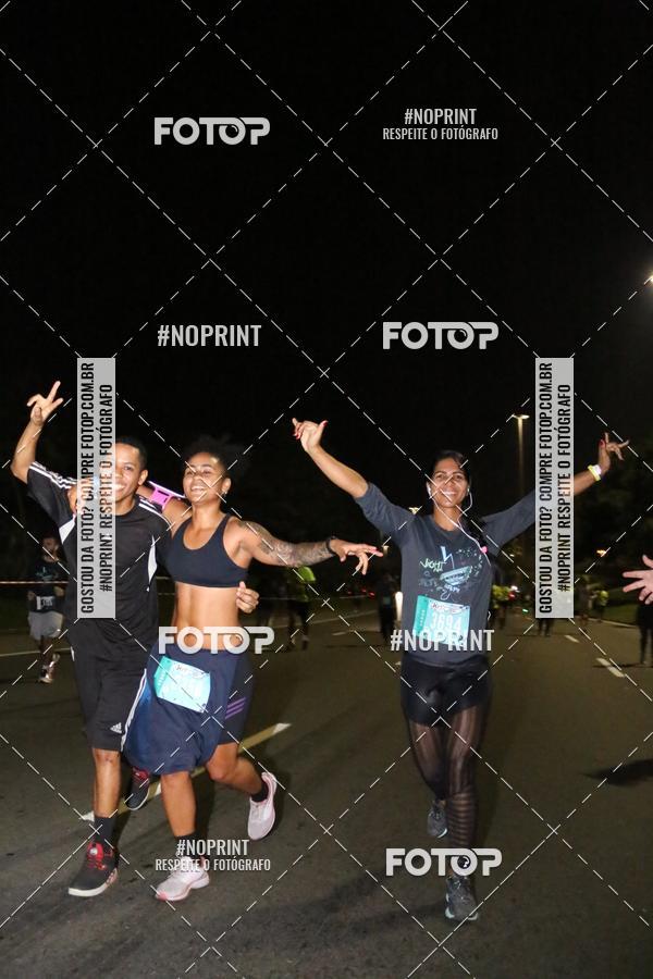 Buy your photos of the eventNight Run 2019 - Pop - Rio de Janeiro on Fotop