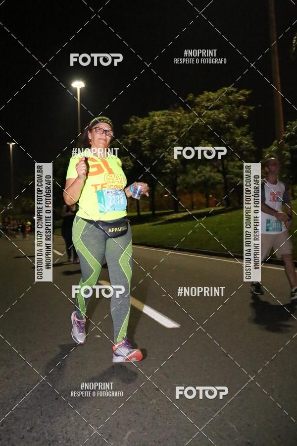 Buy your photos of the eventNight Run 2019 - Pop - Rio de Janeiro on Fotop