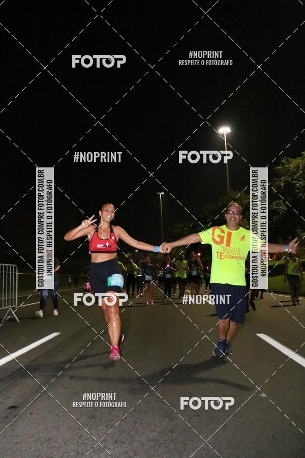 Buy your photos of the eventNight Run 2019 - Pop - Rio de Janeiro on Fotop