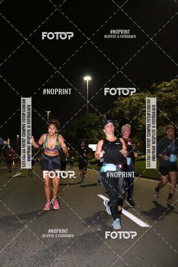 Buy your photos of the eventNight Run 2019 - Pop - Rio de Janeiro on Fotop