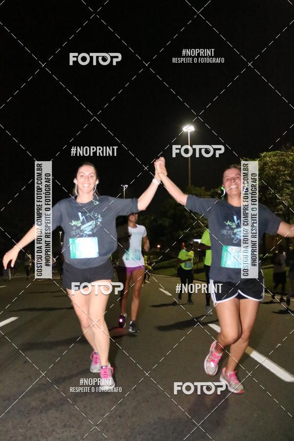 Buy your photos of the eventNight Run 2019 - Pop - Rio de Janeiro on Fotop