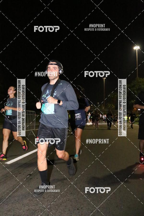 Buy your photos of the eventNight Run 2019 - Pop - Rio de Janeiro on Fotop