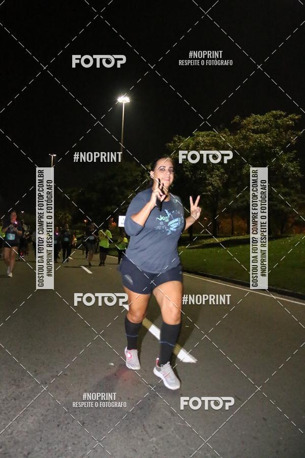Buy your photos of the eventNight Run 2019 - Pop - Rio de Janeiro on Fotop