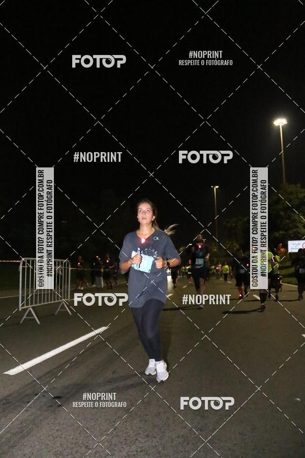 Buy your photos of the eventNight Run 2019 - Pop - Rio de Janeiro on Fotop
