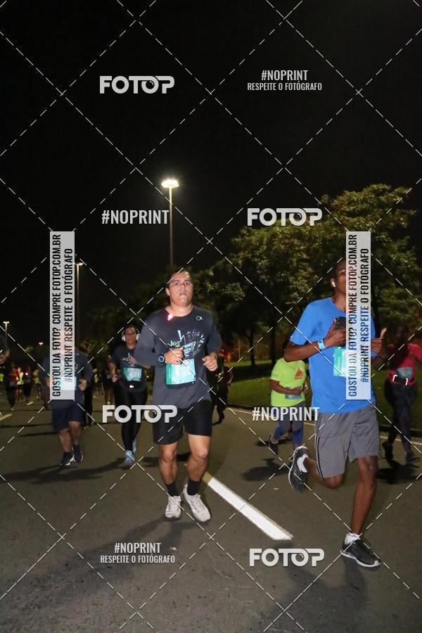 Buy your photos of the eventNight Run 2019 - Pop - Rio de Janeiro on Fotop